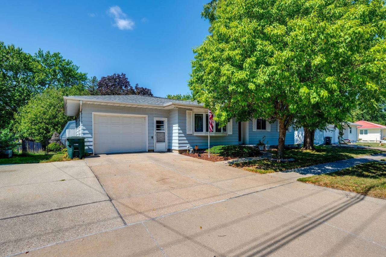 Pet-Friendly Waterloo Abode With Deck! Villa Exterior photo